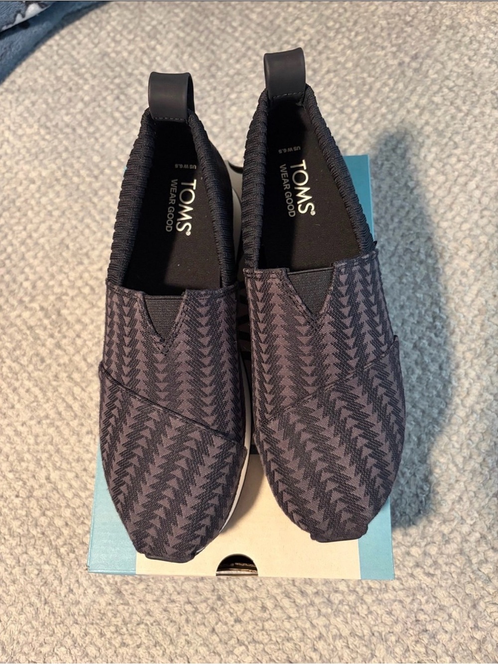NIB TOMS Alpargata Resident 2.0 Black Triangle Pattern